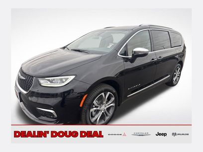 New 2026 Chrysler Pacifica Pinnacle