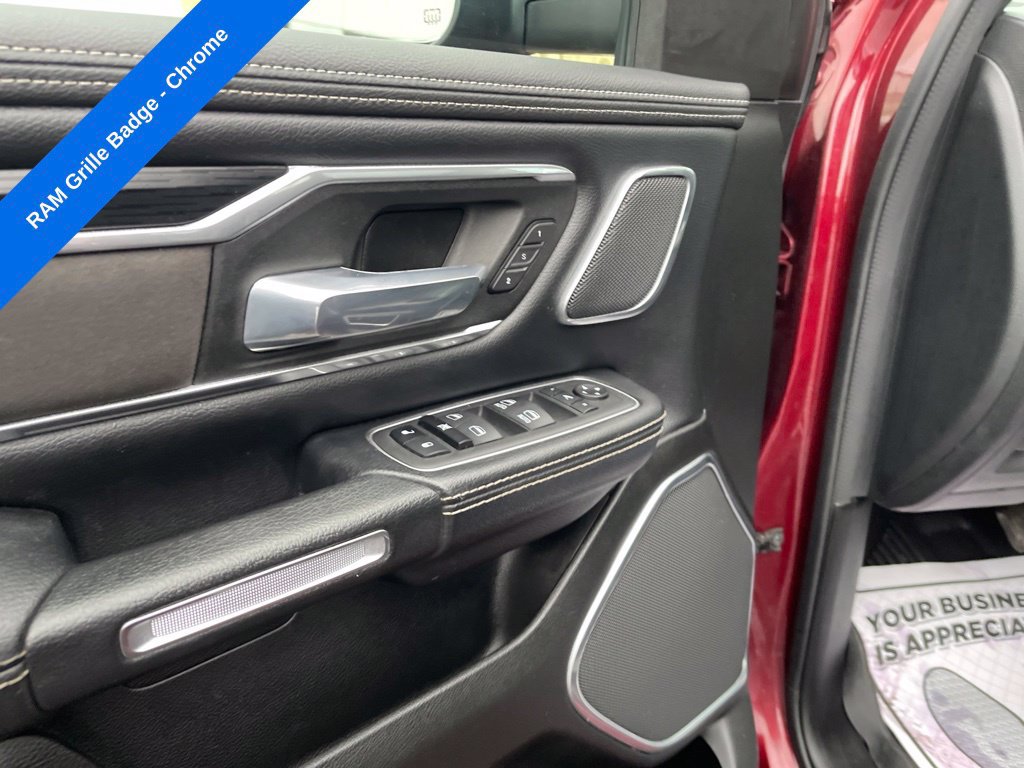 Used 2023 RAM 1500 Laramie AWD/4WD image 12