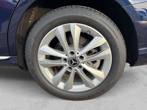 Used 2020 Mercedes-Benz C 300 4MATIC Sedan image 8