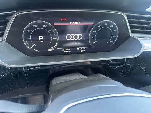 Used 2023 Audi e-tron Premium Plus AWD/4WD image 11