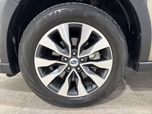 Used 2023 Subaru Outback Touring XT AWD/4WD image 34