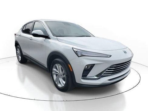 New 2026 Buick Envista Preferred image 2