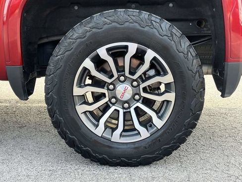 Used 2019 GMC Sierra 1500 AT4 w/ AT4 Premium Package AWD/4WD image 11