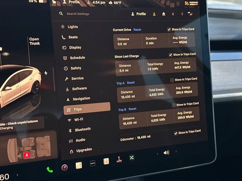 Used 2023 Tesla Model 3 Standard Range image 22