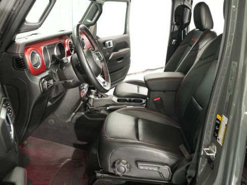 Used 2021 Jeep Gladiator Rubicon AWD/4WD image 38