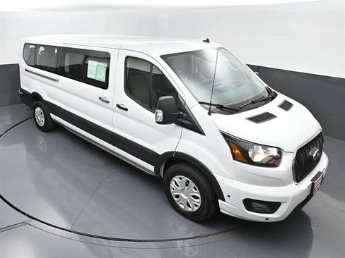 Used 2024 Ford Transit 350 XLT RWD image 42