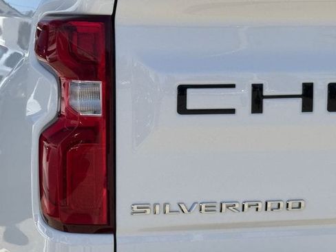 Used 2020 Chevrolet Silverado 1500 RST w/ All-Star Edition AWD/4WD image 6