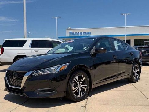Used 2023 Nissan Sentra SV w/ All-Weather Package FWD image 4