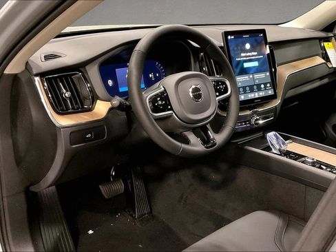 New 2026 Volvo XC60 B5 Core w/ Protection Package Premier image 7