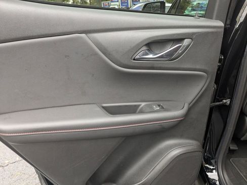 Used 2025 Chevrolet Blazer RS image 27