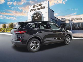 Used 2025 Ford Escape ST-Line video 3