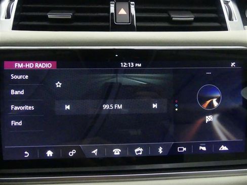 Used 2020 Land Rover Range Rover Sport HSE Dynamic image 10