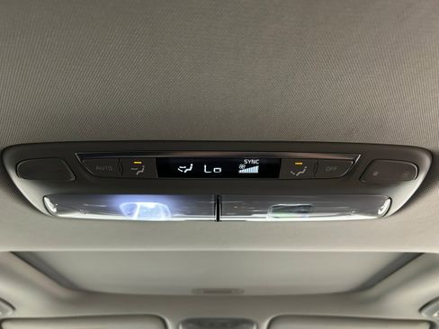 Used 2020 Kia Telluride EX AWD/4WD image 31