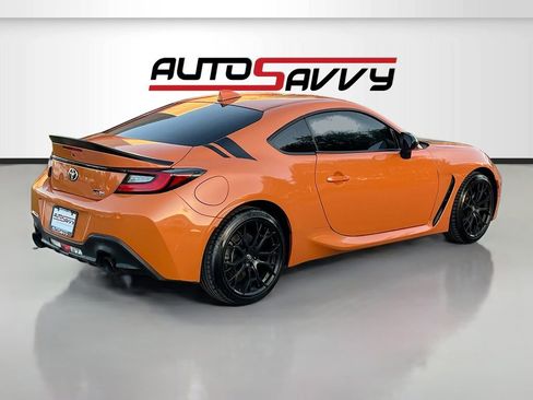 Used 2023 Toyota GR86 10th Anniversary SE RWD image 7