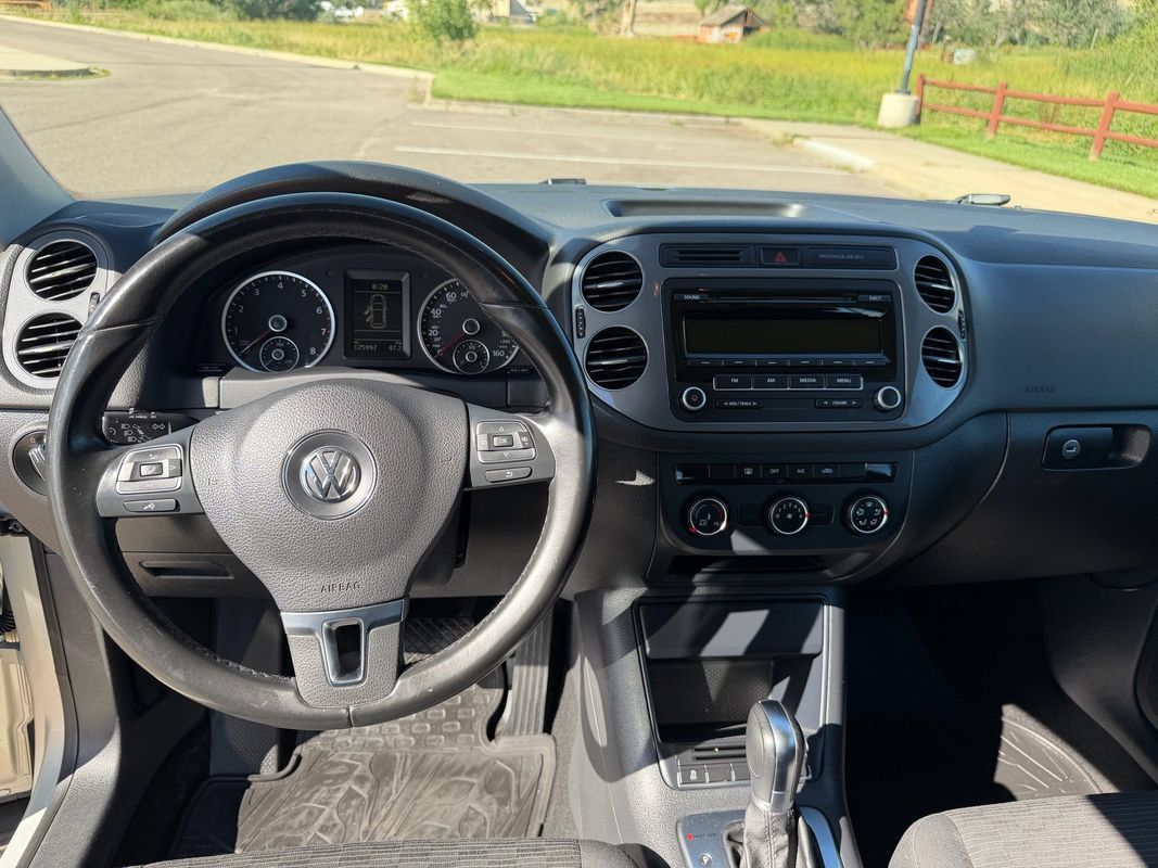 Used 2014 Volkswagen Tiguan S AWD/4WD image 13
