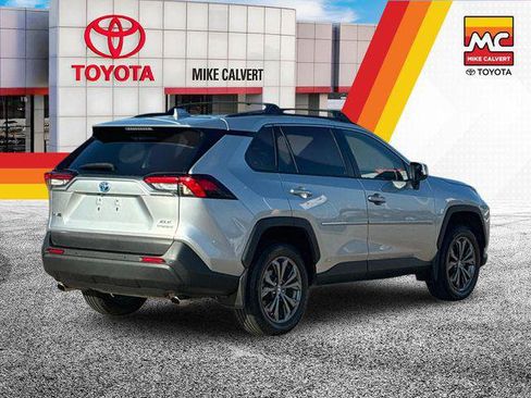 Certified 2023 Toyota RAV4 XLE Premium AWD/4WD image 5