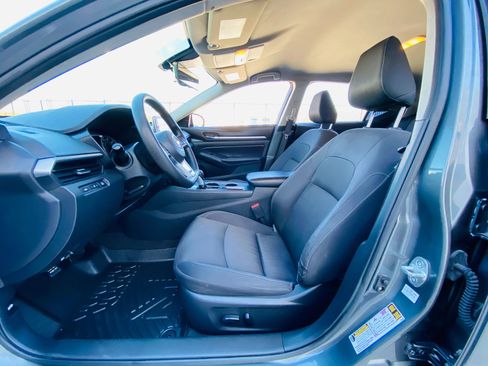 Used 2022 Nissan Altima 2.5 SV image 15