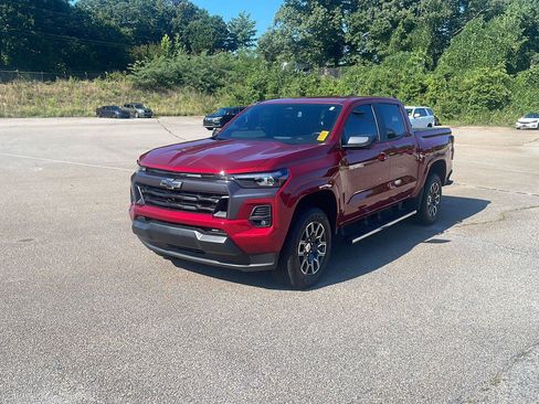 Used 2024 Chevrolet Colorado LT w/ LT Convenience Package III RWD image 1