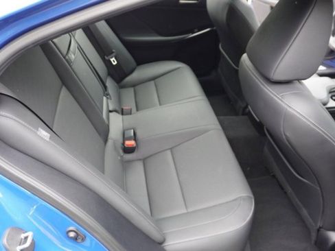 Used 2023 Lexus IS 300 w/ Comfort Package image 19