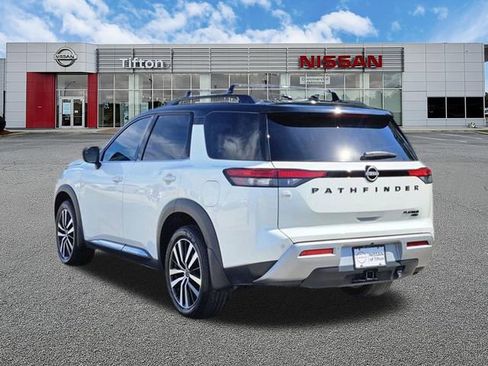 Certified 2023 Nissan Pathfinder Platinum AWD/4WD image 6