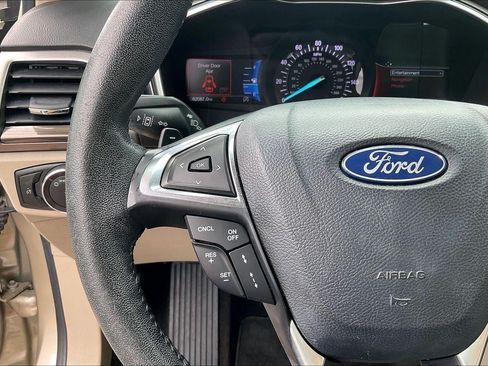 Used 2019 Ford Fusion SEL FWD image 19