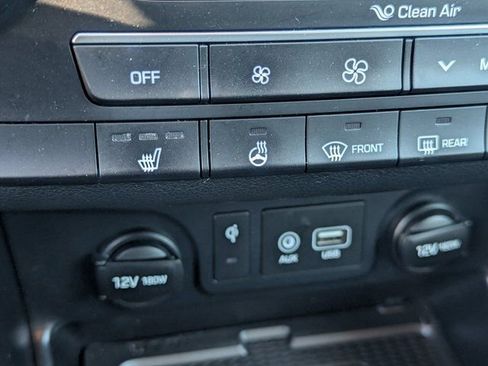Used 2020 Hyundai Tucson Limited AWD/4WD image 19
