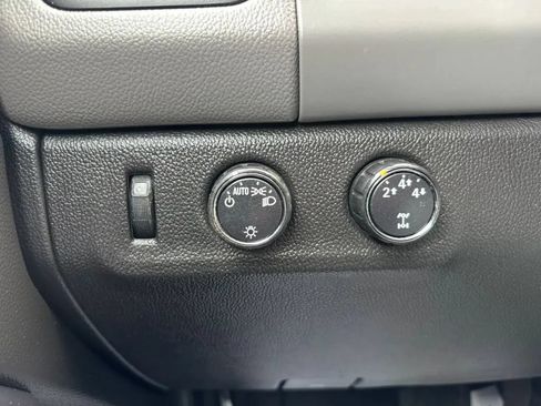 Used 2016 Chevrolet Colorado W/T w/ WT Convenience Package AWD/4WD image 23