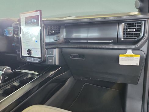 New 2025 Ford F150 Lightning Platinum image 20