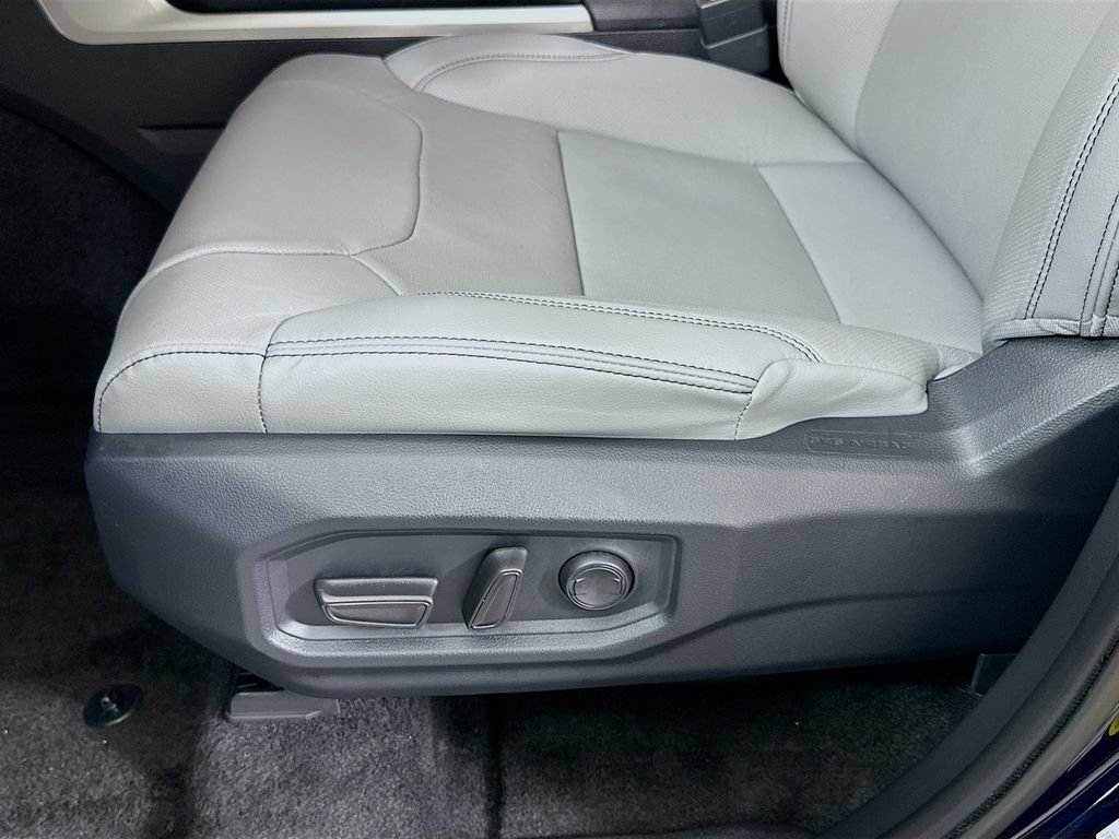 Certified 2026 Toyota Tundra SR5 w/ SR5 Premium Package AWD/4WD image 20