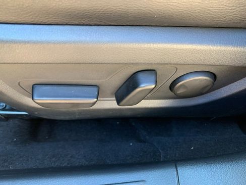 Used 2025 MAZDA CX-50 AWD 2.5 S w/ Premium Package image 22