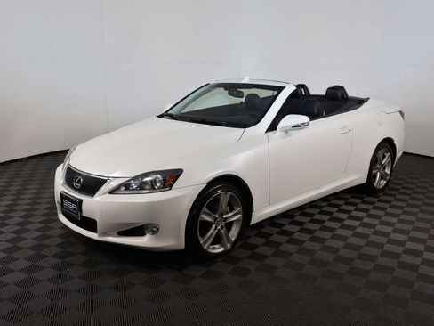 Used 2014 Lexus IS 250C 250 w/ Luxury Package image 18