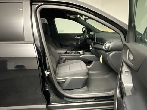 New 2026 Chevrolet Equinox LT w/ Safety and Technology Package FWD image 26