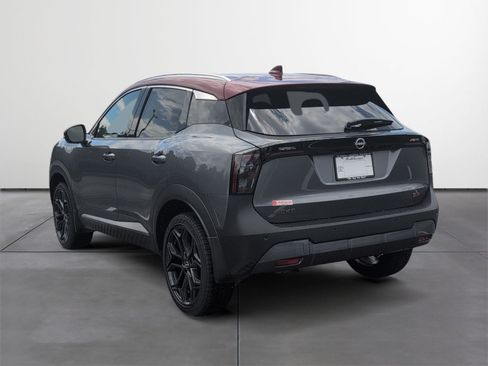 Used 2025 Nissan Kicks SR w/ SR Premium Package FWD image 4