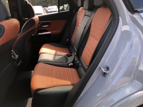 New 2026 Mercedes-Benz GLC 300 4MATIC image 36