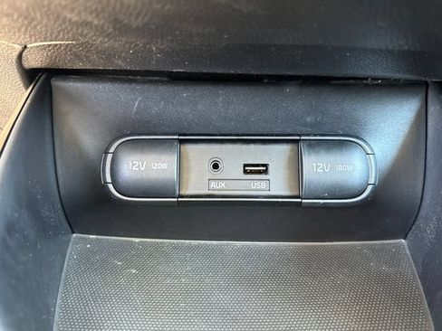 Used 2015 Kia Soul FWD image 27