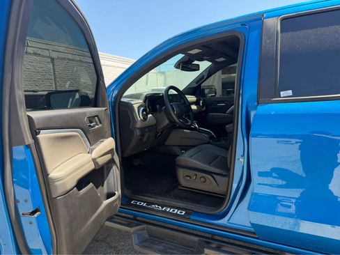 Used 2023 Chevrolet Colorado ZR2 w/ ZR2 Convenience Package III AWD/4WD image 5