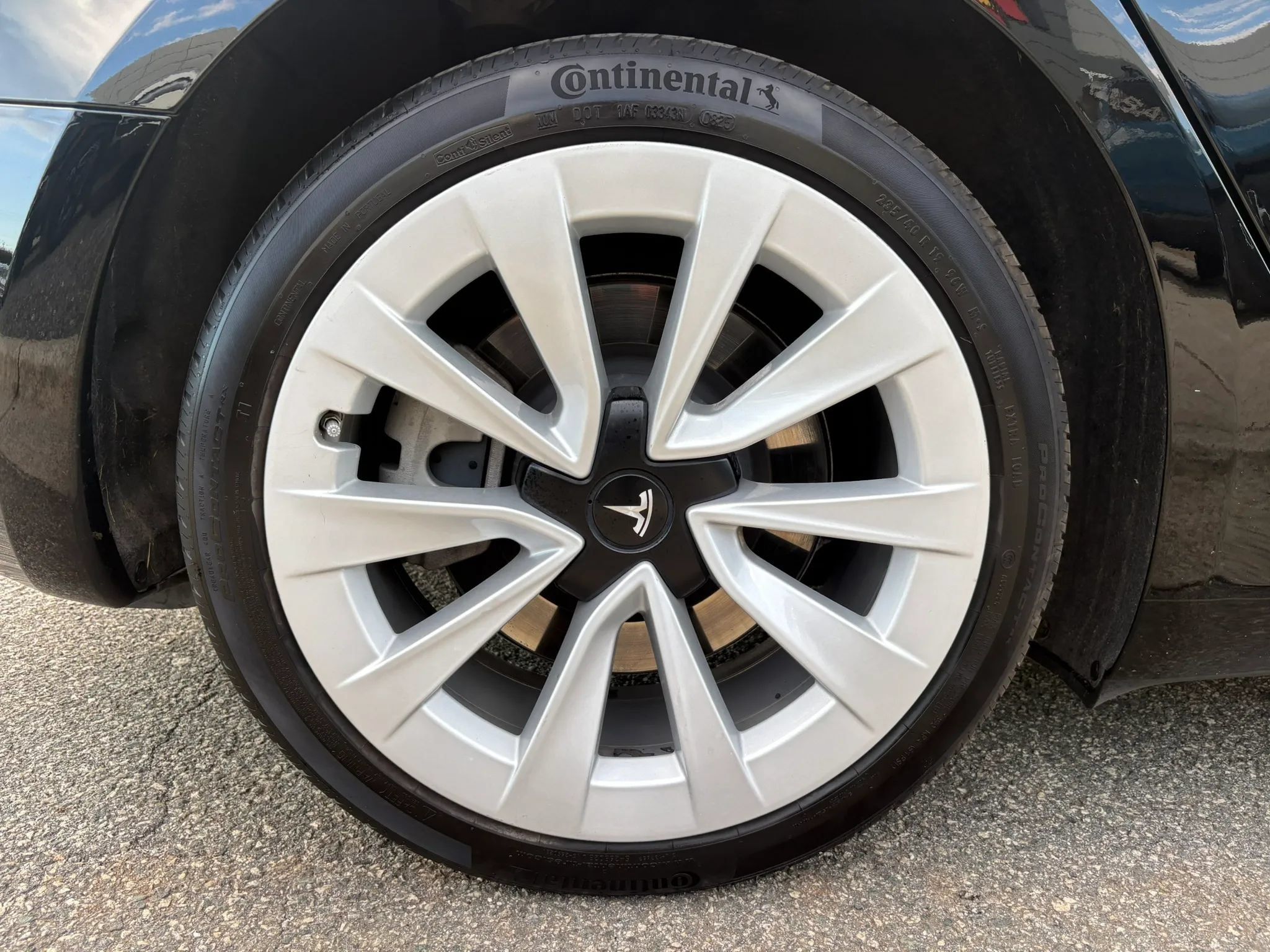 Used 2023 Tesla Model 3 Long Range AWD/4WD image 31