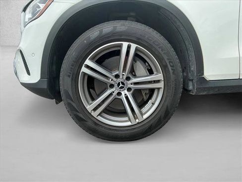 Used 2022 Mercedes-Benz GLC 300 4MATIC image 9