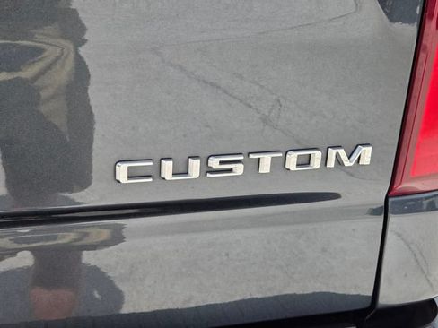 Used 2020 Chevrolet Silverado 1500 Custom w/ Custom Value Package RWD image 12