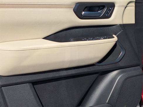 New 2025 Nissan Armada Platinum Reserve image 17