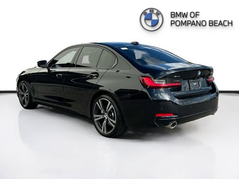 Used 2023 BMW 330i xDrive Sedan w/ Premium Package image 5