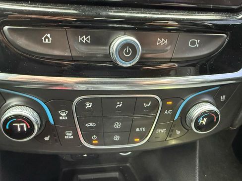 Used 2019 Chevrolet Traverse Premier w/ Redline Edition AWD/4WD image 17