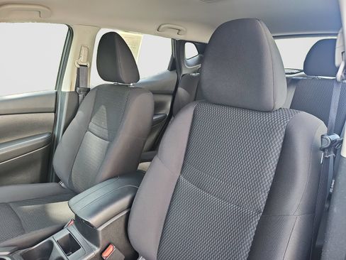 Used 2019 Nissan Rogue Sport S w/ Appearance Package AWD/4WD image 22