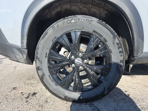 Certified 2023 Nissan Rogue SV w/ SV Premium B Package image 11