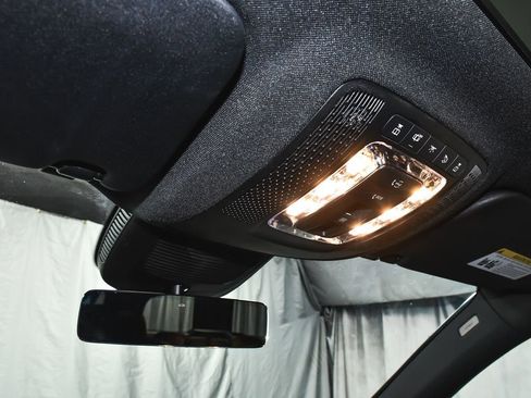 Used 2023 Mercedes-Benz GLS 450 4MATIC image 44