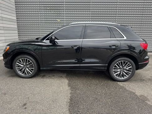 Used 2022 Audi Q3 2.0T Premium AWD/4WD image 3