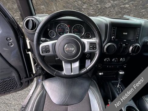 Used 2018 Jeep Wrangler Sport AWD/4WD image 5