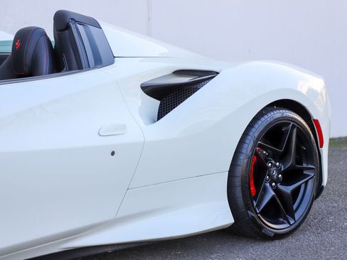 Certified 2021 Ferrari F8 Tributo image 57