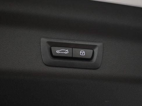 Certified 2025 BMW X1 xDrive28i w/ Convenience Package image 37