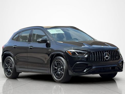 New 2026 Mercedes-Benz GLA 35 AMG 4MATIC image 7